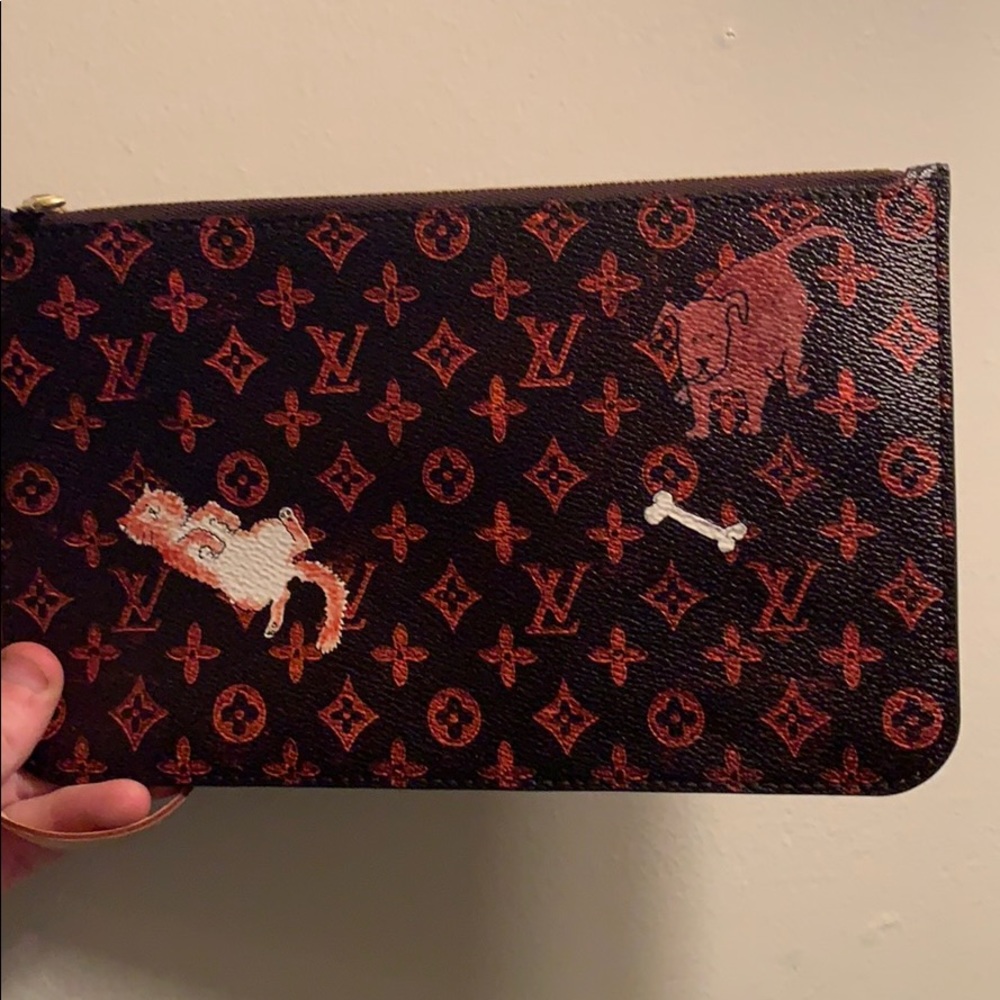 Catagram Louis Vuitton Pouchette